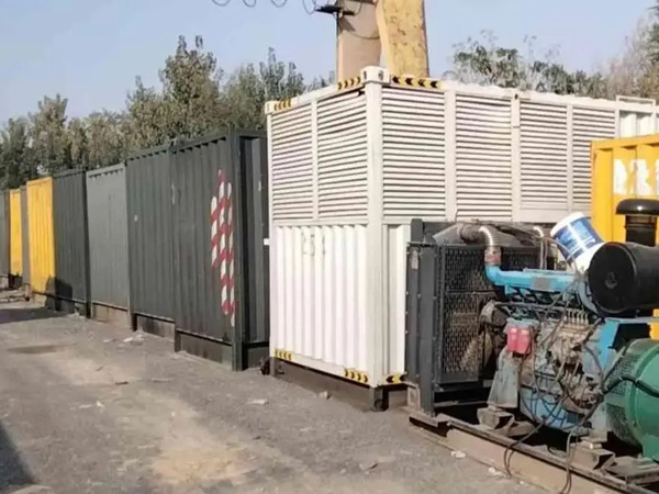 山南200KW柴油发电机机组每小时油耗是多少?